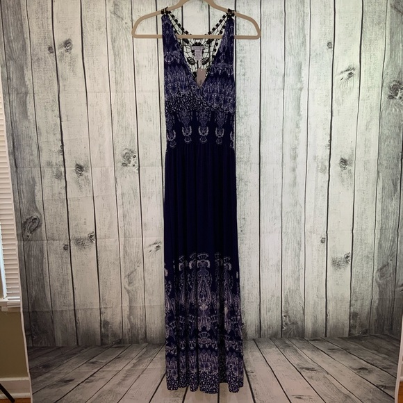 Indero Dresses & Skirts - Indero Maxi Dress